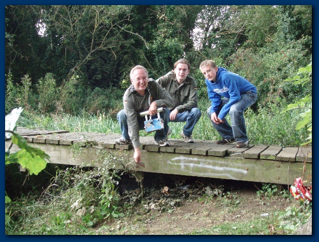 600x449 pixels (205K)